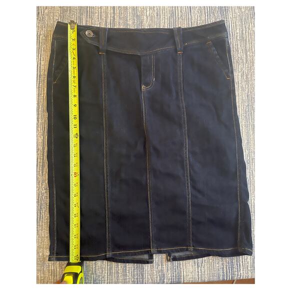 GAP Dresses & Skirts - GAP Jeans‎ Skirt Size 16 pre-Loved